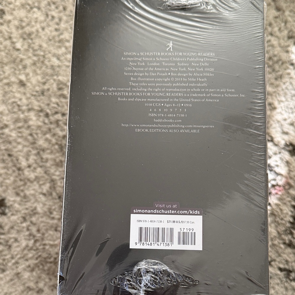 Haddix The Complete Missing Collection - 8 Book Box Set - Picture 5 of 5